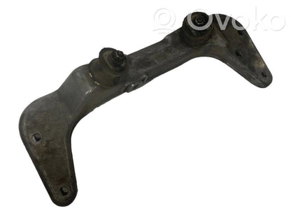 Pārnesumkārbas stiprinājuma kronšteins