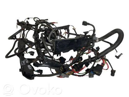 Dzinēja vadu instalācija