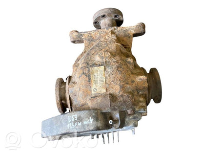 Aizmugurējais reduktors