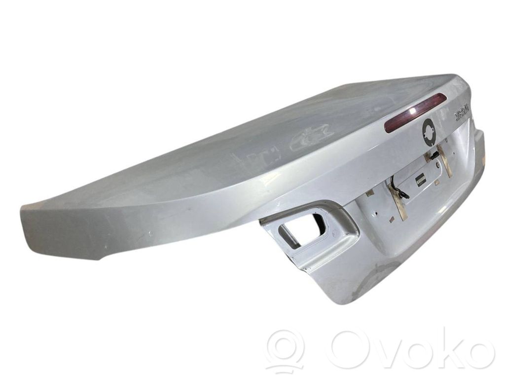 Aizmugurējais pārsegs (bagāžnieks)