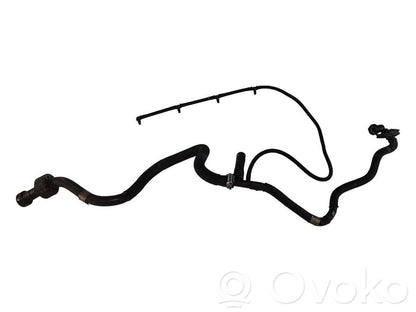 Degvielas caurulīte (-es)