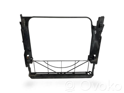 Radiatora (-u) turētājs / kronšteins