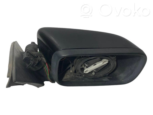 Mirror (electrically controlled)