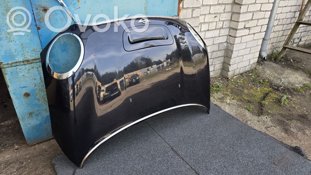 Dzinēja pārsegs (vāks)