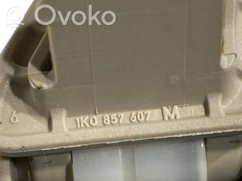 Priekšējais rokturis