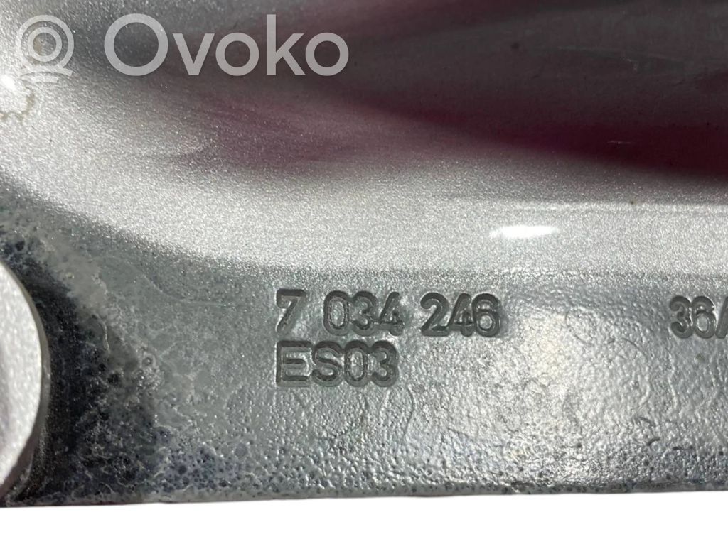 Aizmugurējā pārsega eņģe (-ess)