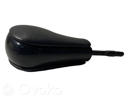 Декоративная отделка рычага переключения передач (кожа, наконечник)