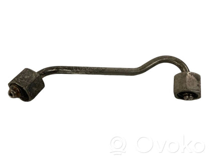 Degvielas caurulīte (-es)