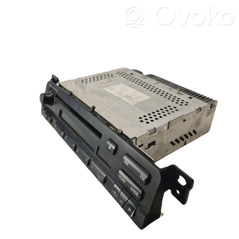 Radio / CD/DVD player / navigation