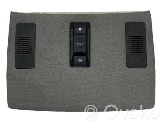 Jumta lūkas slēdzis