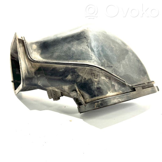 Air intake duct details