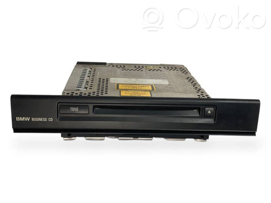Radio / CD/DVD player / navigation