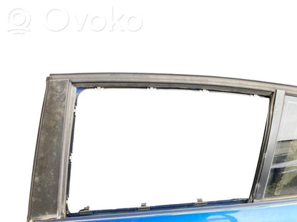 Aizmugurējās durvis