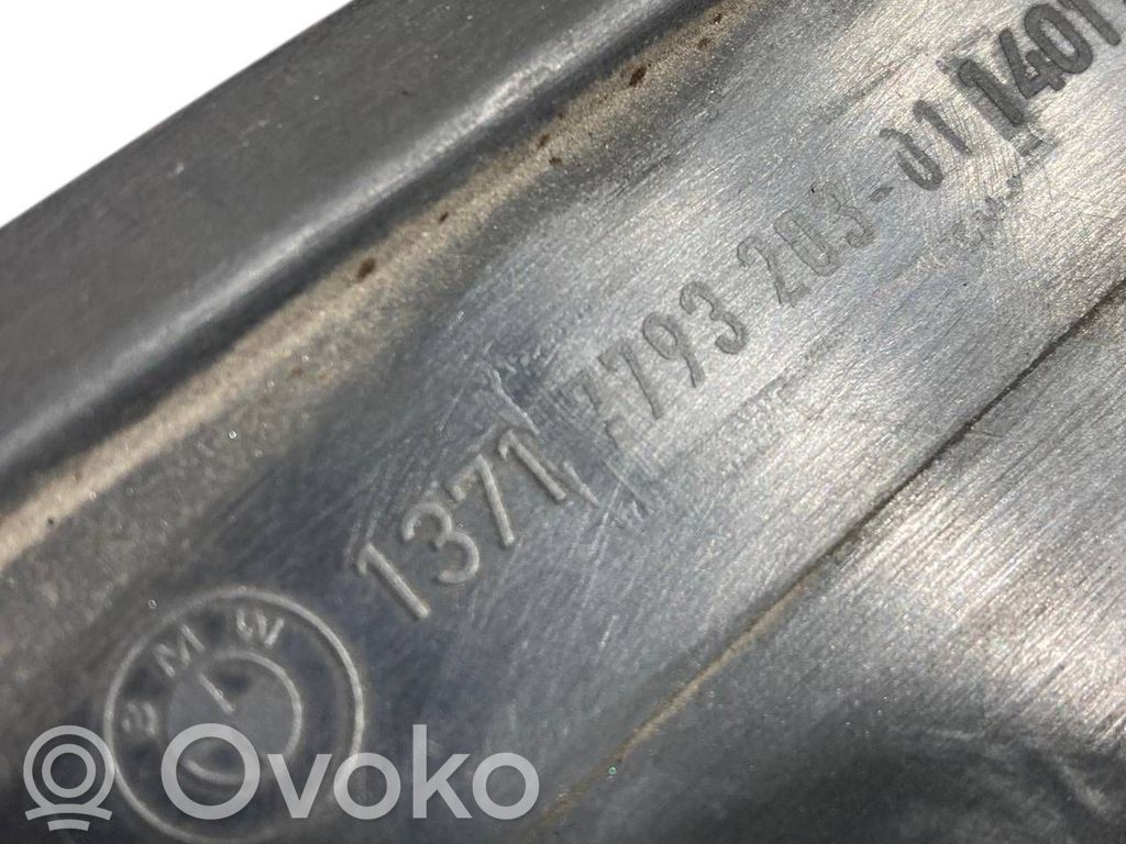 Gaisa filtra kastes vāks