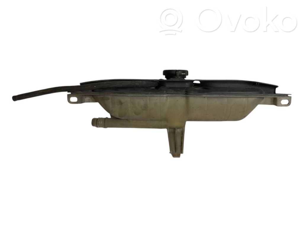 Dzesēšanas šķidruma izplešanās tvertne