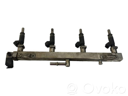 Degvielas maģistrālā caurule