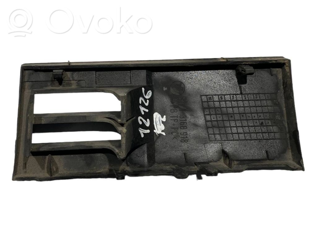 Нижняя решетка (трехсекционная)