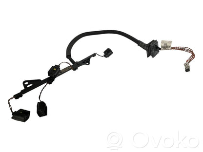 Fuel injector wires