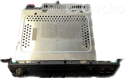 Radio / CD/DVD player / navigation