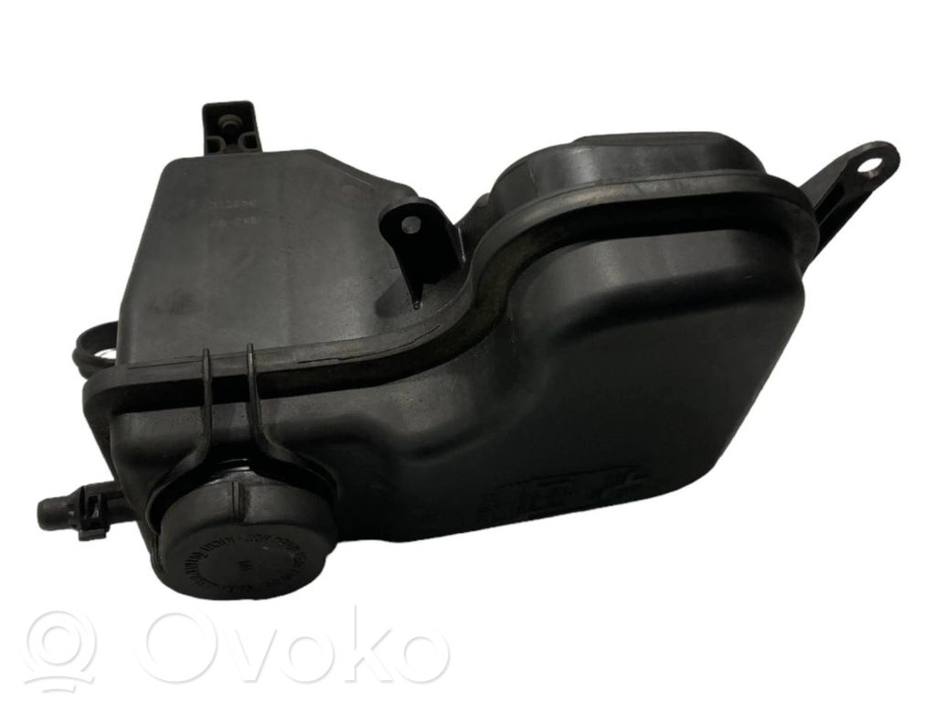 Dzesēšanas šķidruma izplešanās tvertne