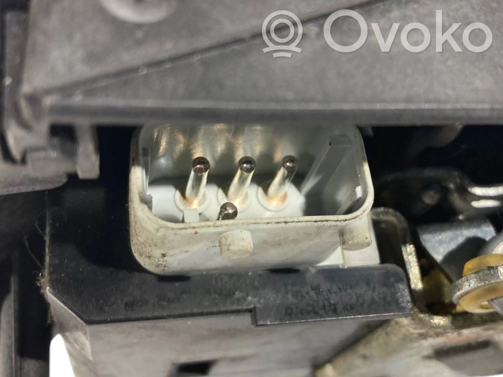 Передний замок