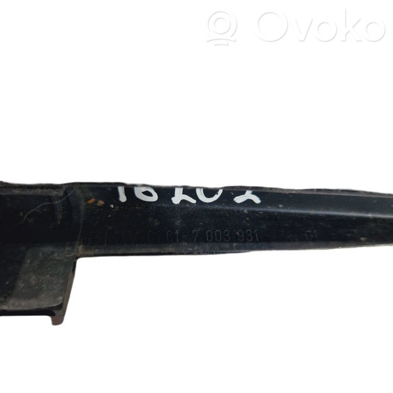 Priekšējā loga tīrītājs