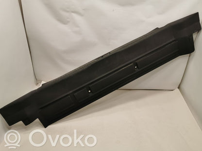 Trunk sill trim