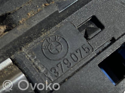 Elektrisko logu slēdzis