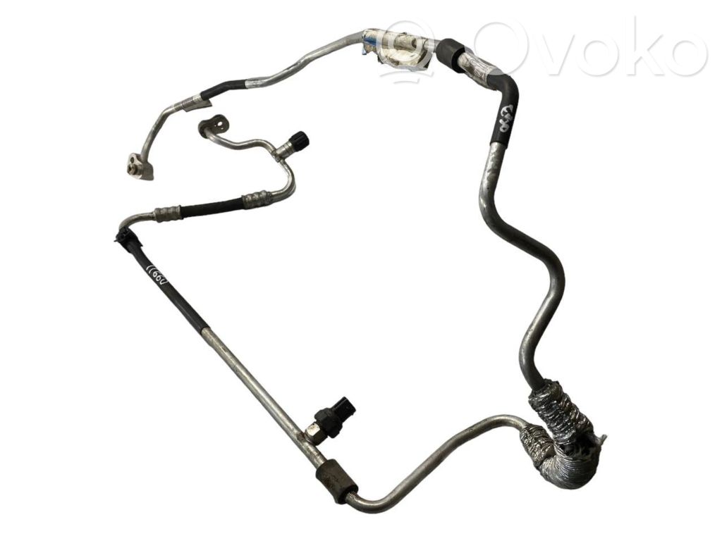 Air conditioner pipe(s) / hose(s)