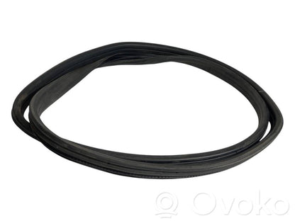 Резиновая отделка передней части (в кузове)