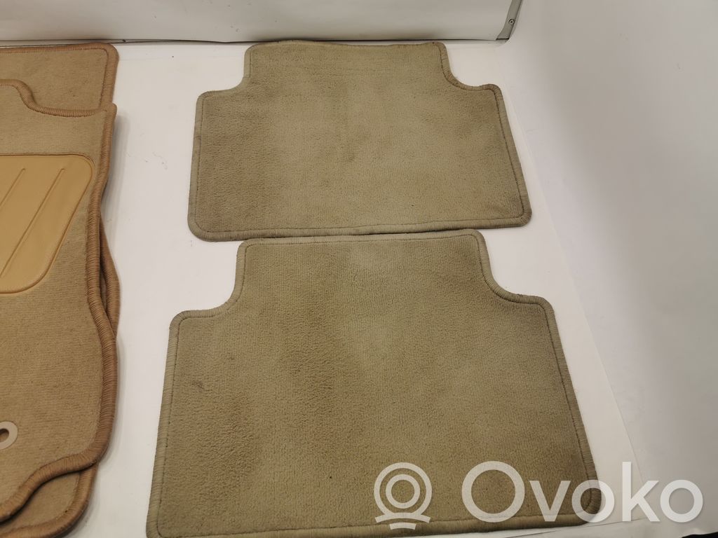 Car mat set
