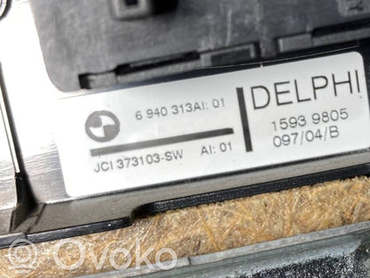 Priekšējo durvju apdare