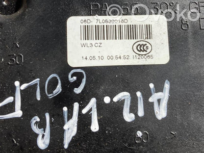 Aizmugurē slēdzene