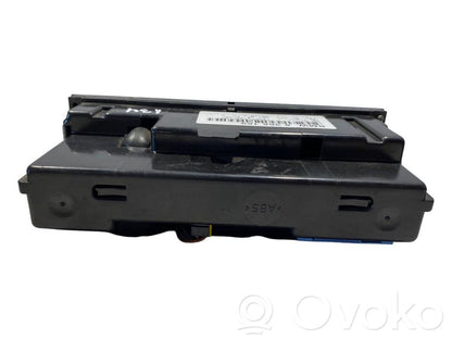 Блок управления кондиционером/климат-контролем/отоплением салона (в салоне)