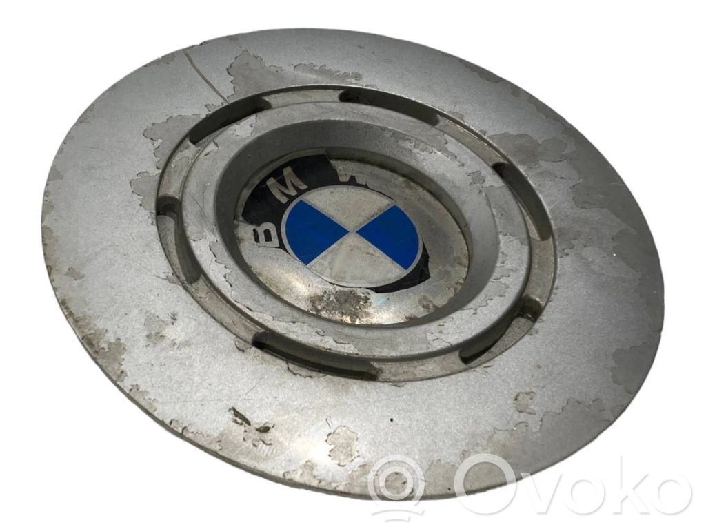 Rūpnīcas varianta diska centra vāciņš (-i)