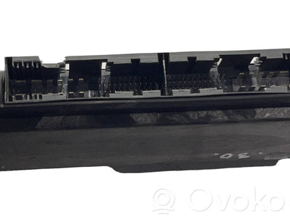 Ksenona vadības bloks