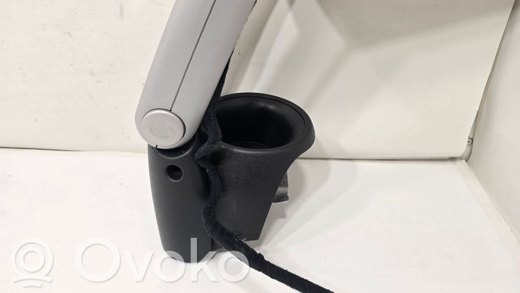 Подлокотник