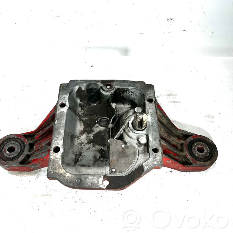 Aizmugurējā reduktora stiprinājums / paduška