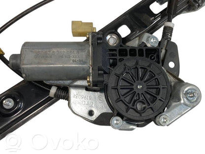 Priekšpusē elektriskā loga pacelšanas mehānisma komplekts