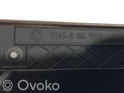 Salona dekoratīvās apdares komplekts