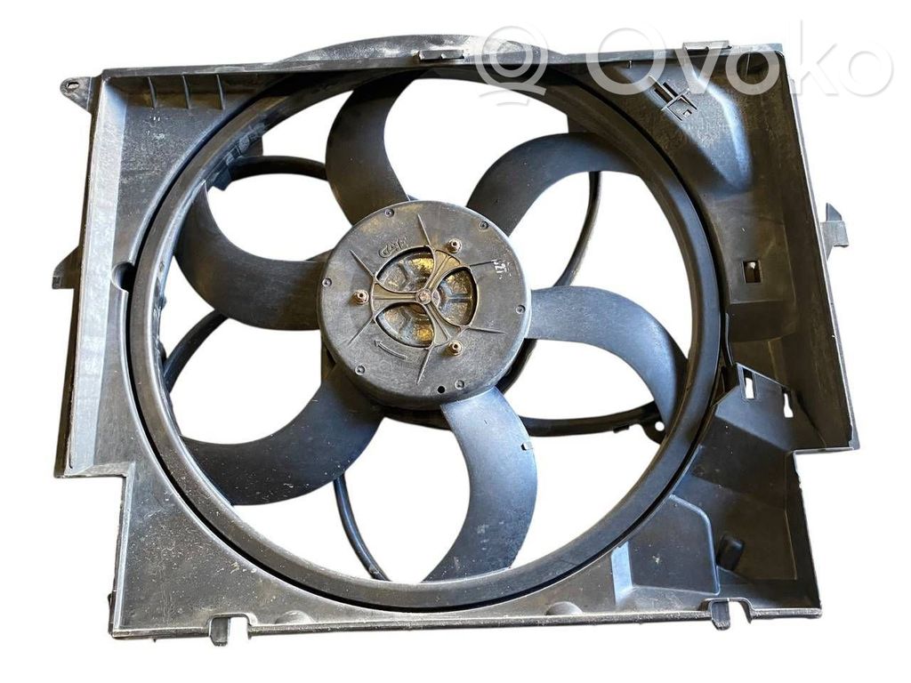 Elektrisks radiatoru ventilators