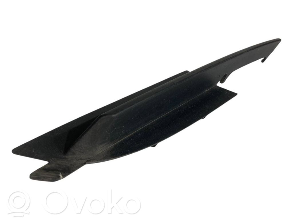 Apakšējais režģis (trīsdaļīgs)