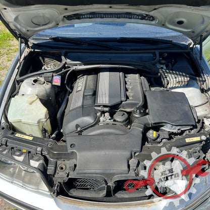 BMW 330i E46 2000 - atsarginės dalys 