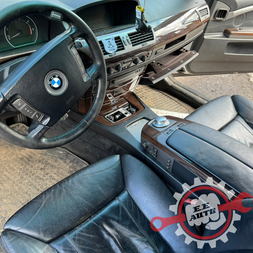 BMW 740 2003.G