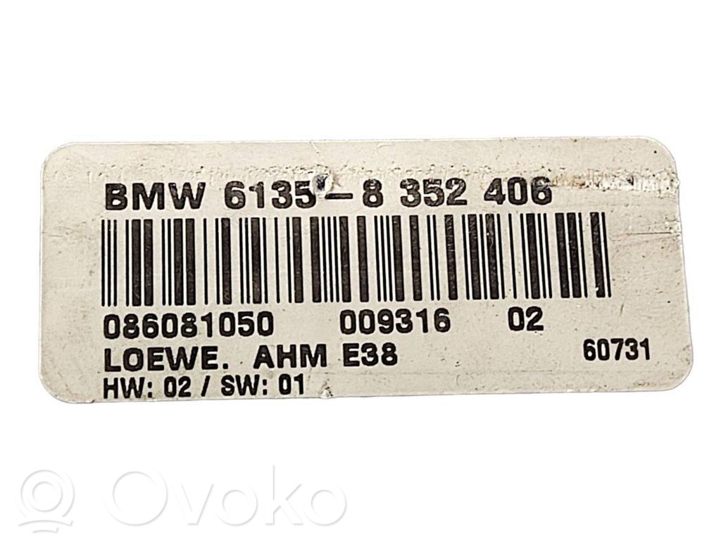 Piekabes āķa vadības bloks