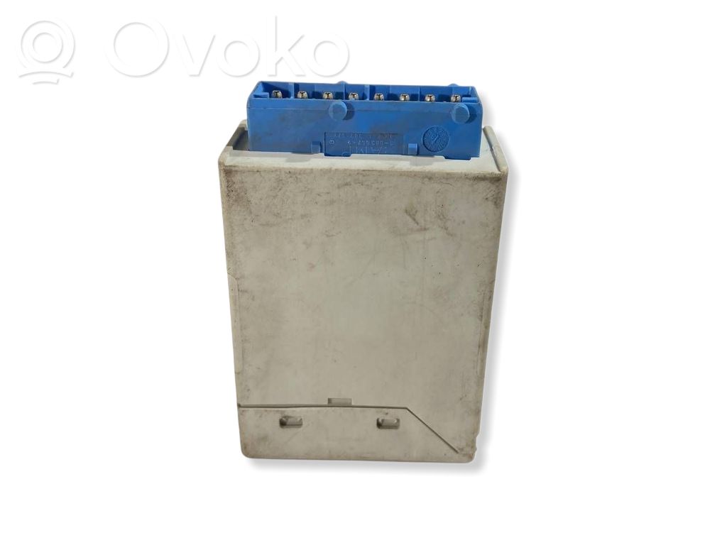 Logu tīrītāju relejs