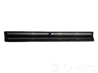 Front sill trim (inner)