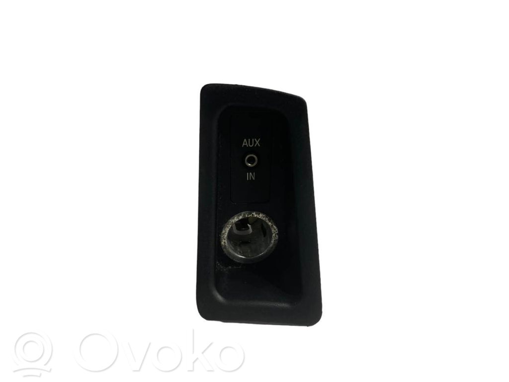 Cigarette lighter in front
