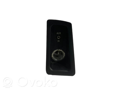 Cigarette lighter in front