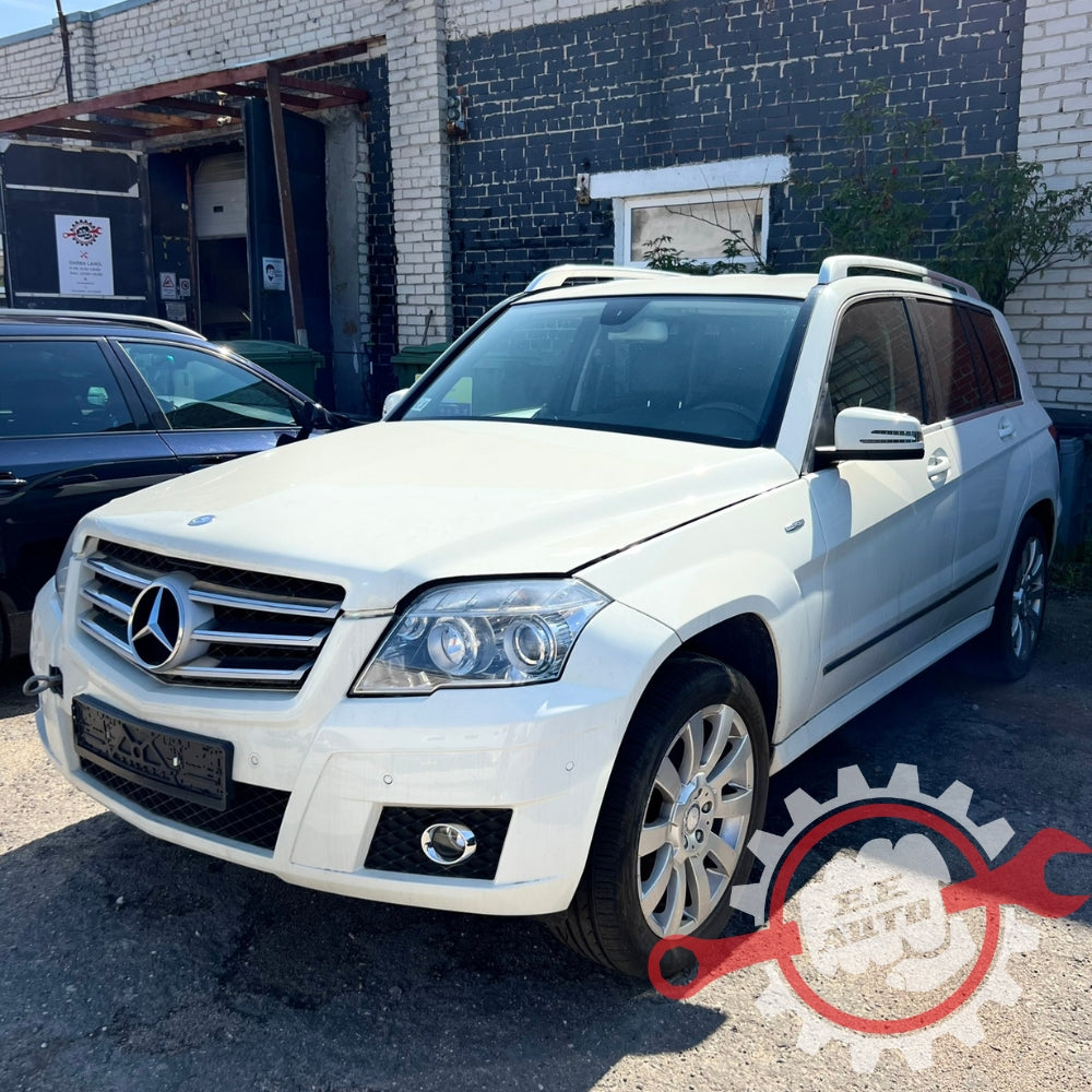 Mercedes-Benz GLK 220 CDI X204 2010 – запчасти